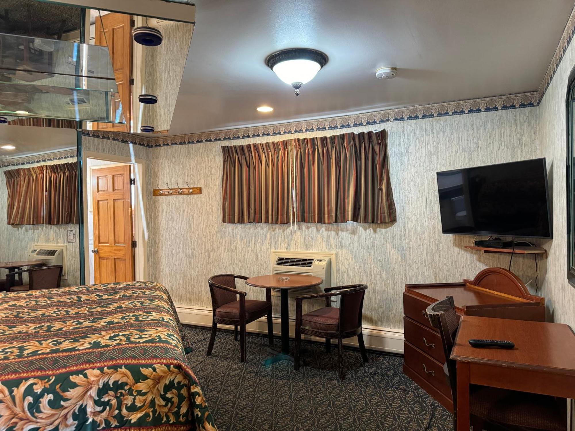 Royal Motel Secaucus Exterior photo
